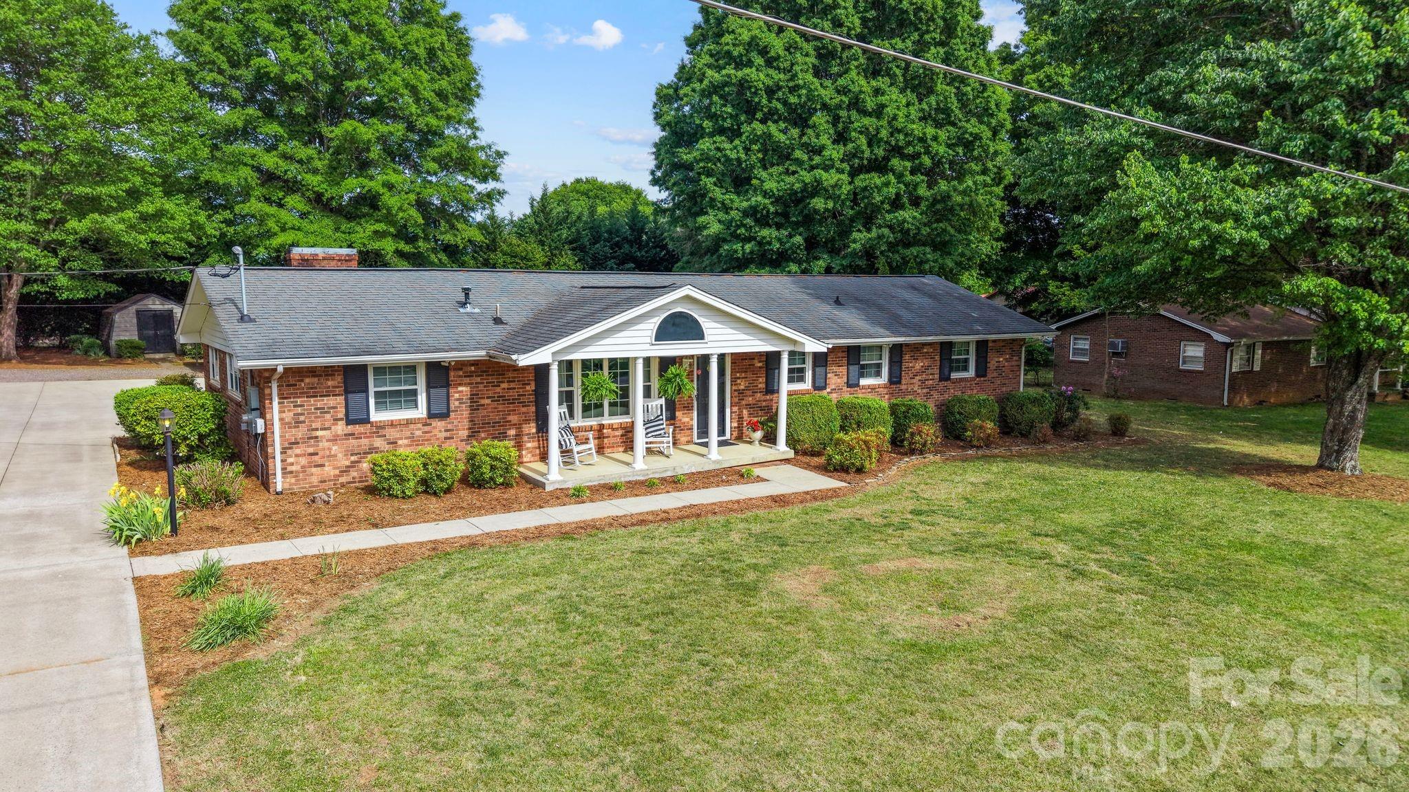 3328 Sulphur Springs Road NE