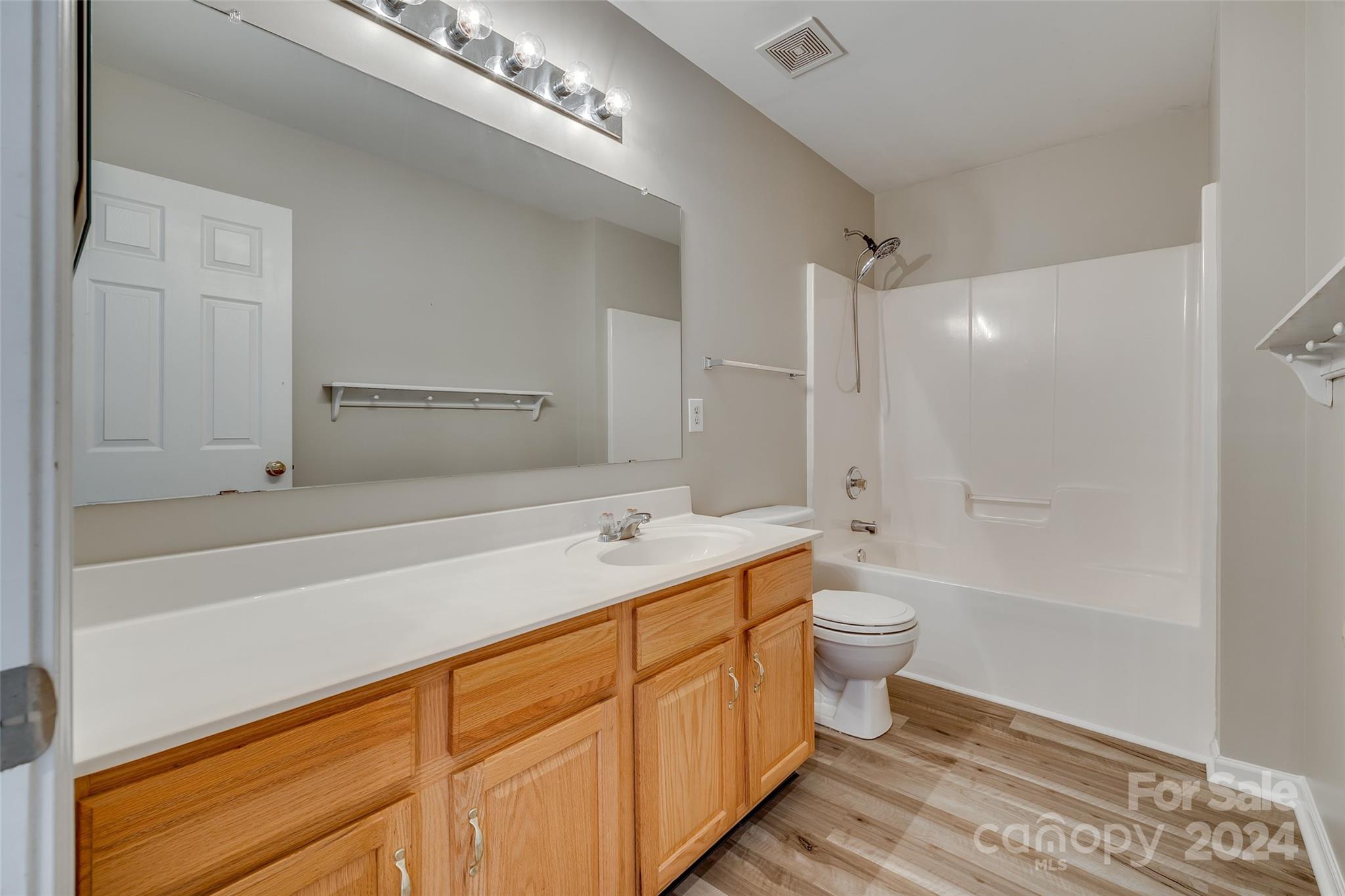 Brandon Oaks - Residential