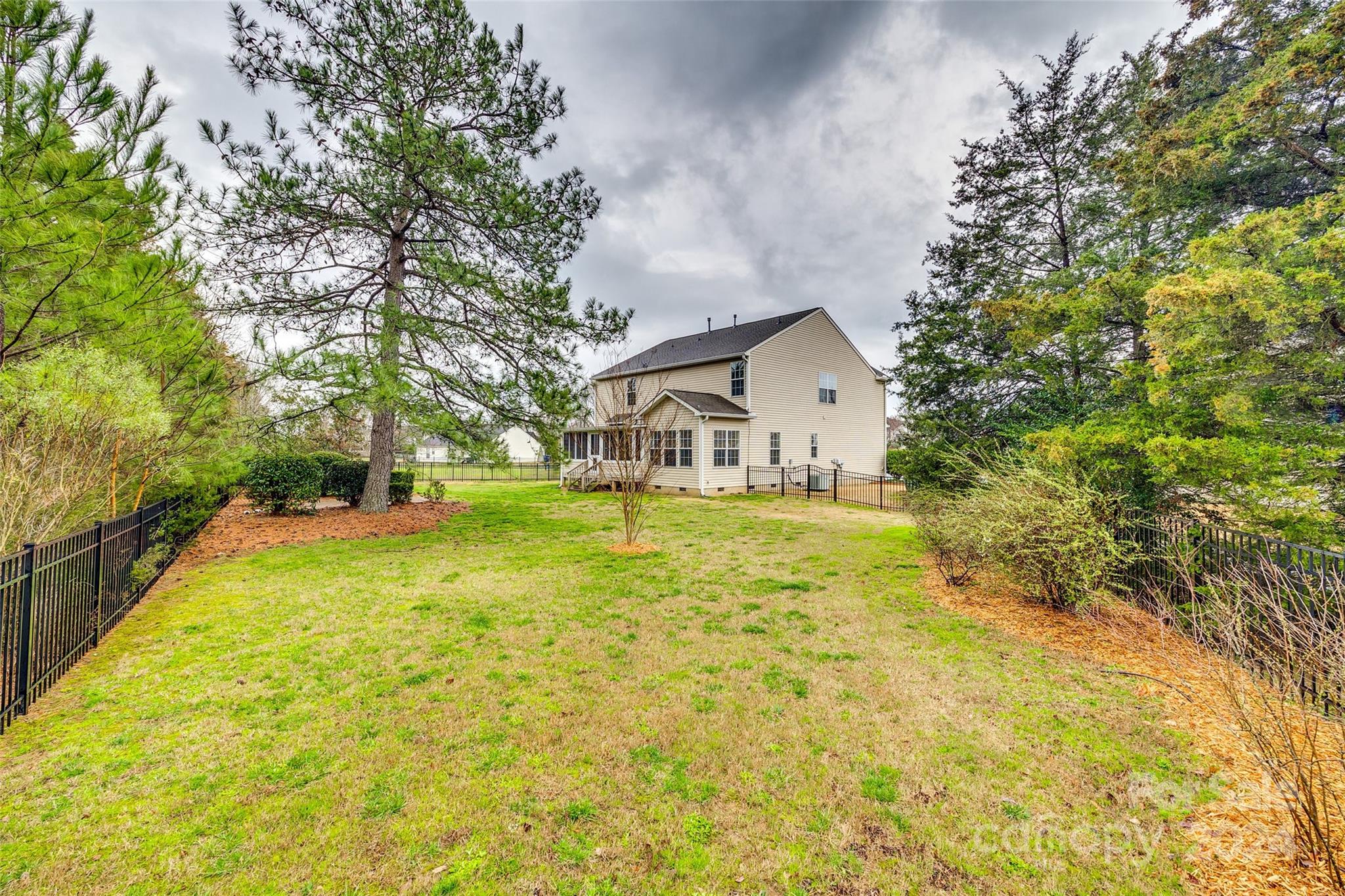 Brandon Oaks - Residential