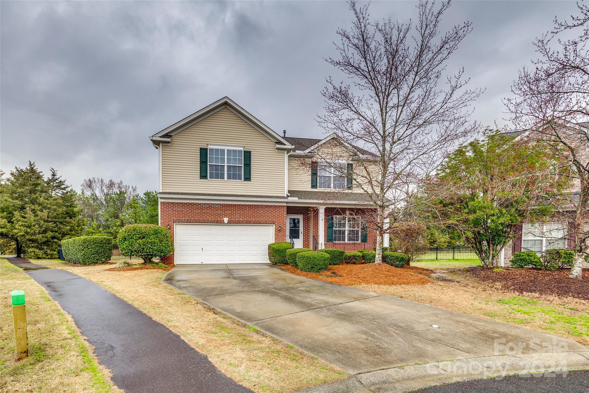 Brandon Oaks - Residential