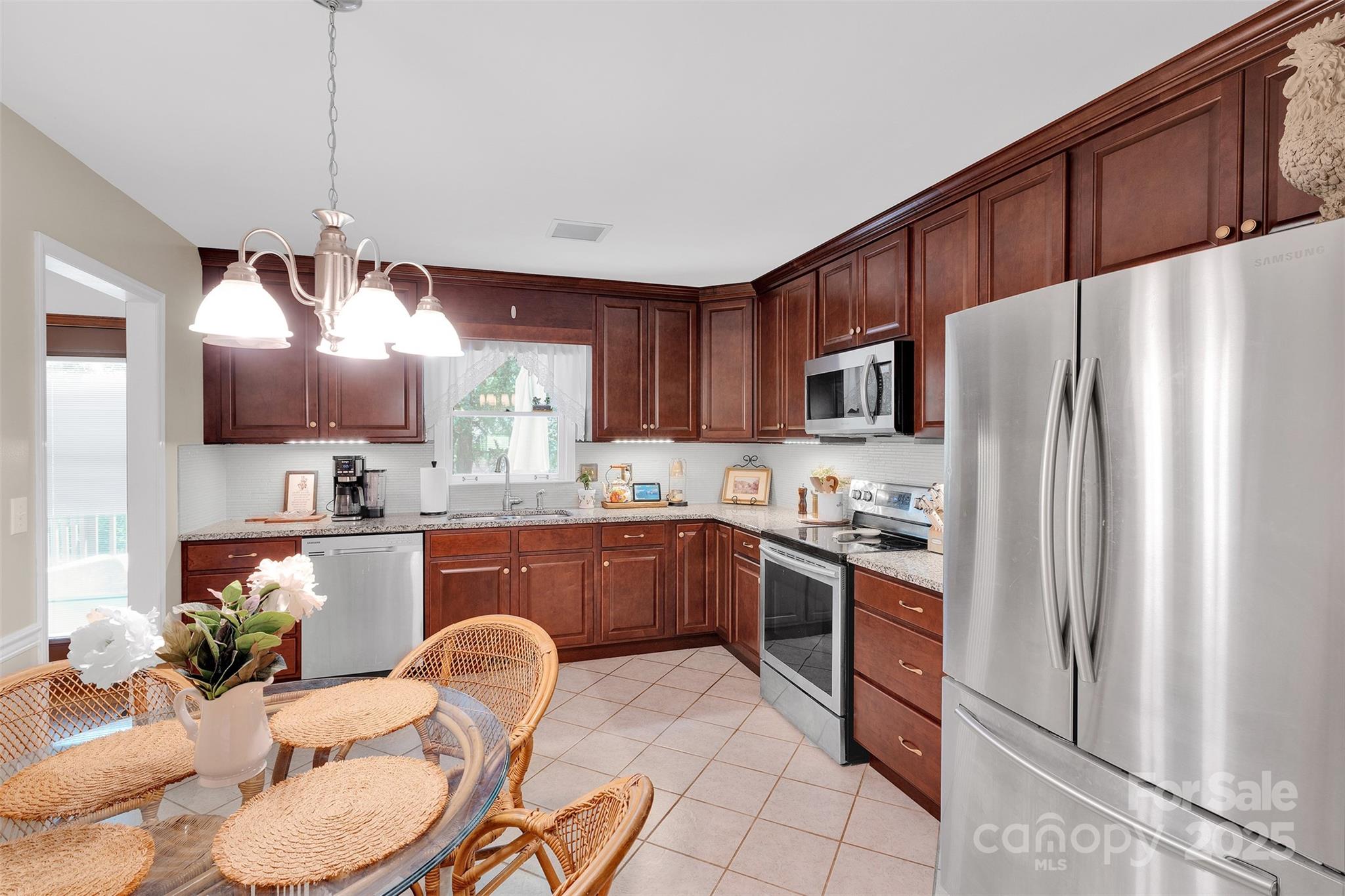 470 17th Avenue Drive NE LOT 6