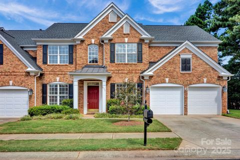 Photo of 833 Treverton Drive, Matthews, NC 28105 (MLS # 4296287)