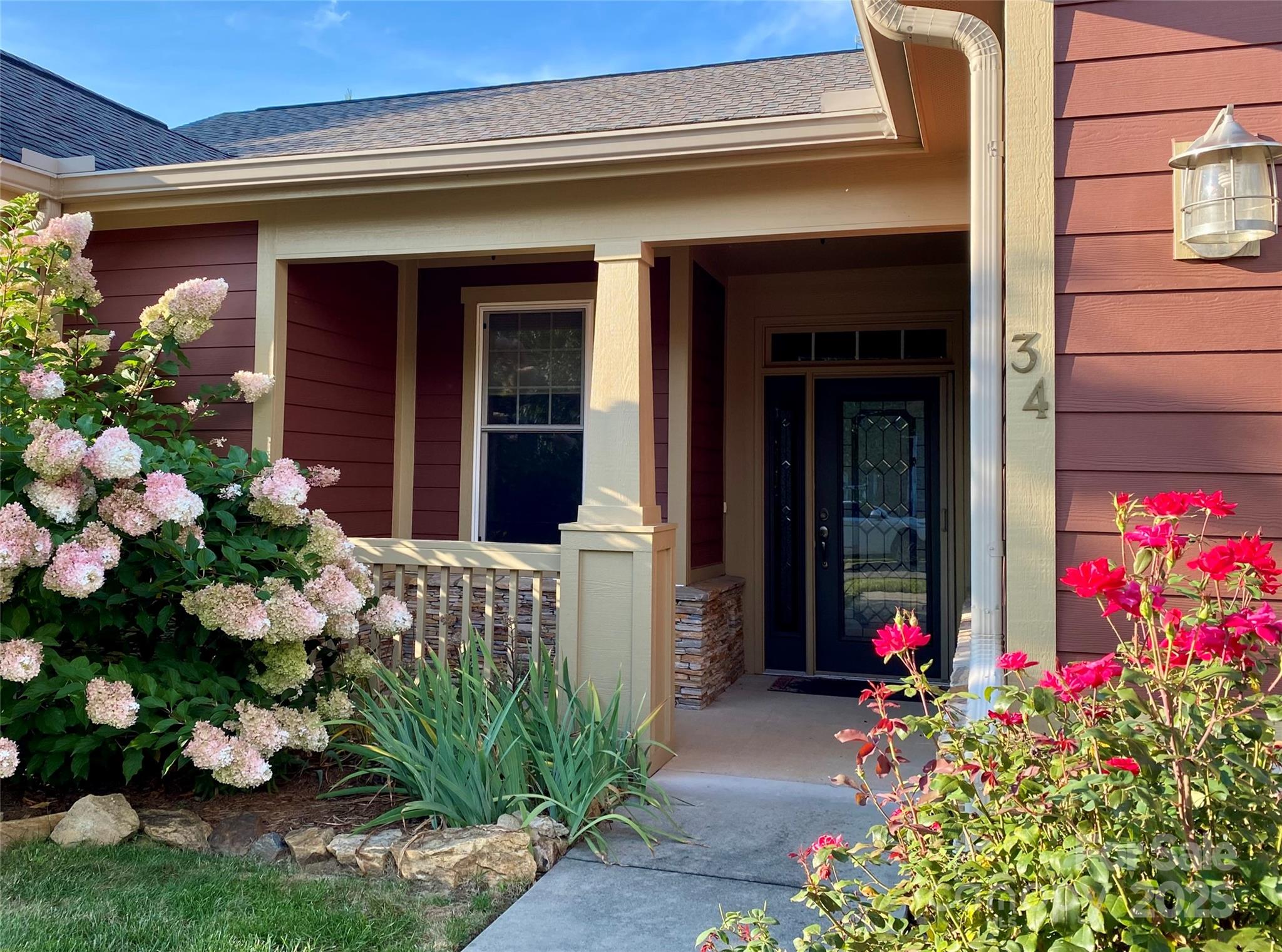 34 Creekside View Drive