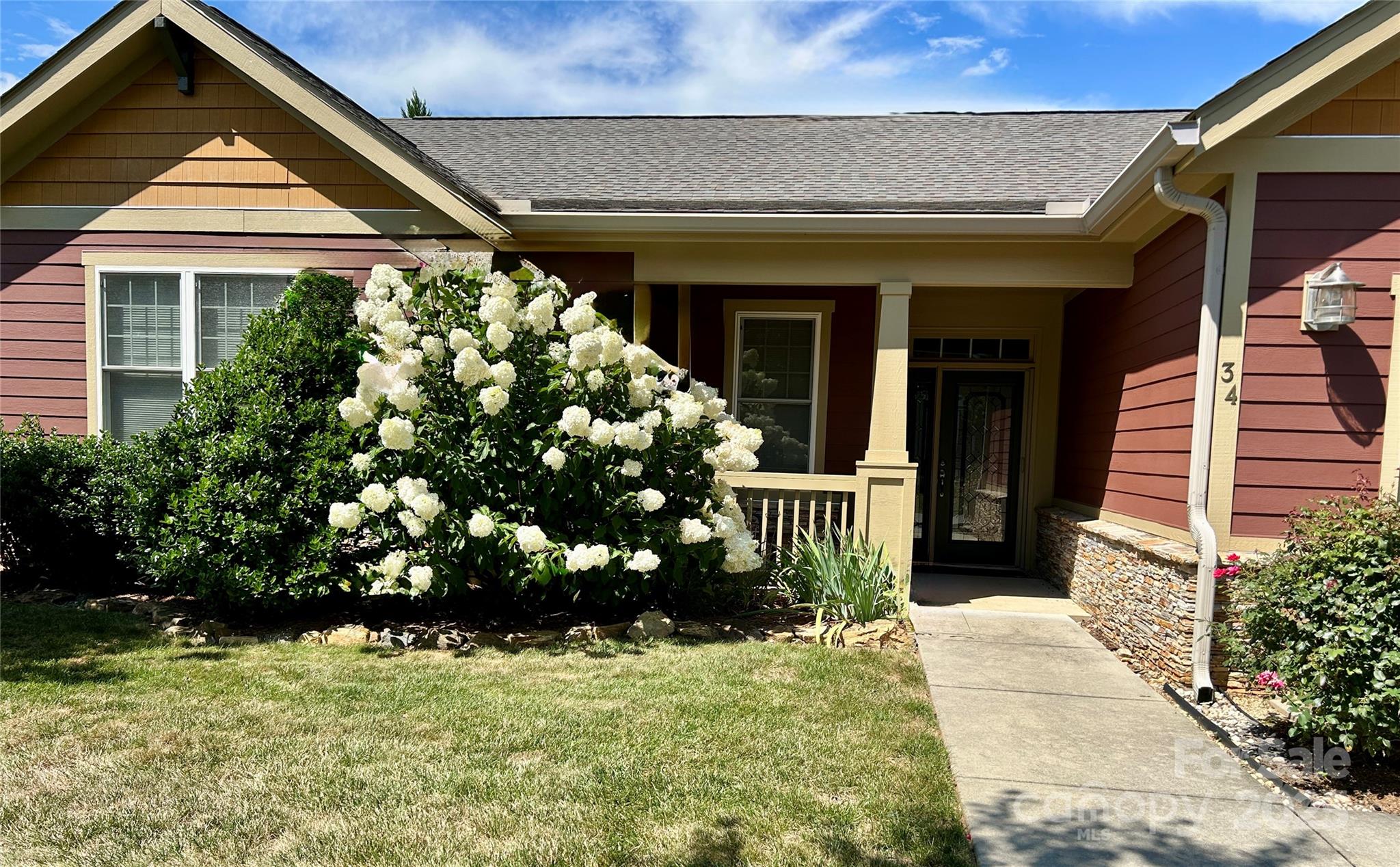 34 Creekside View Drive