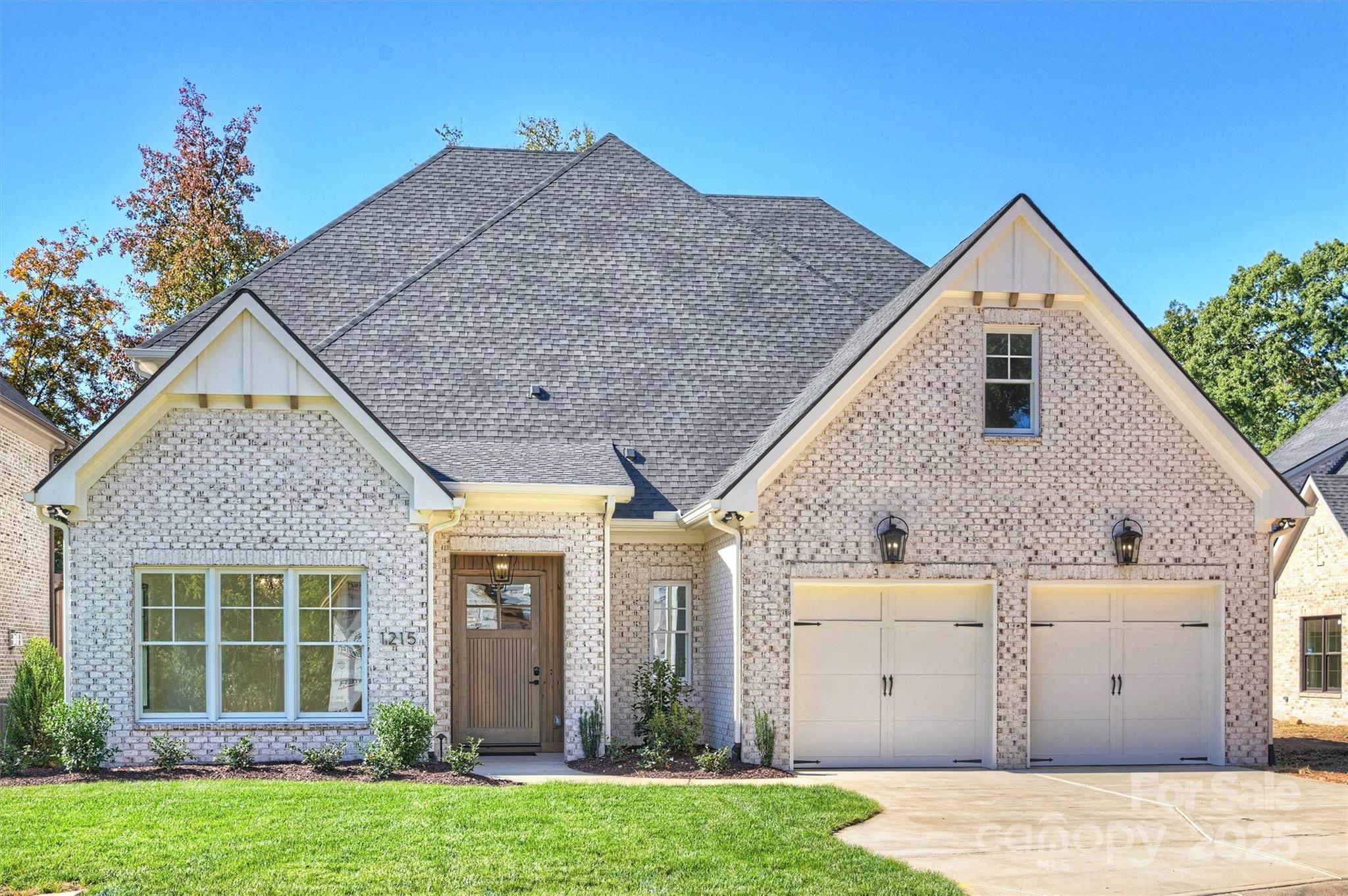 1215 Royal Prince Court