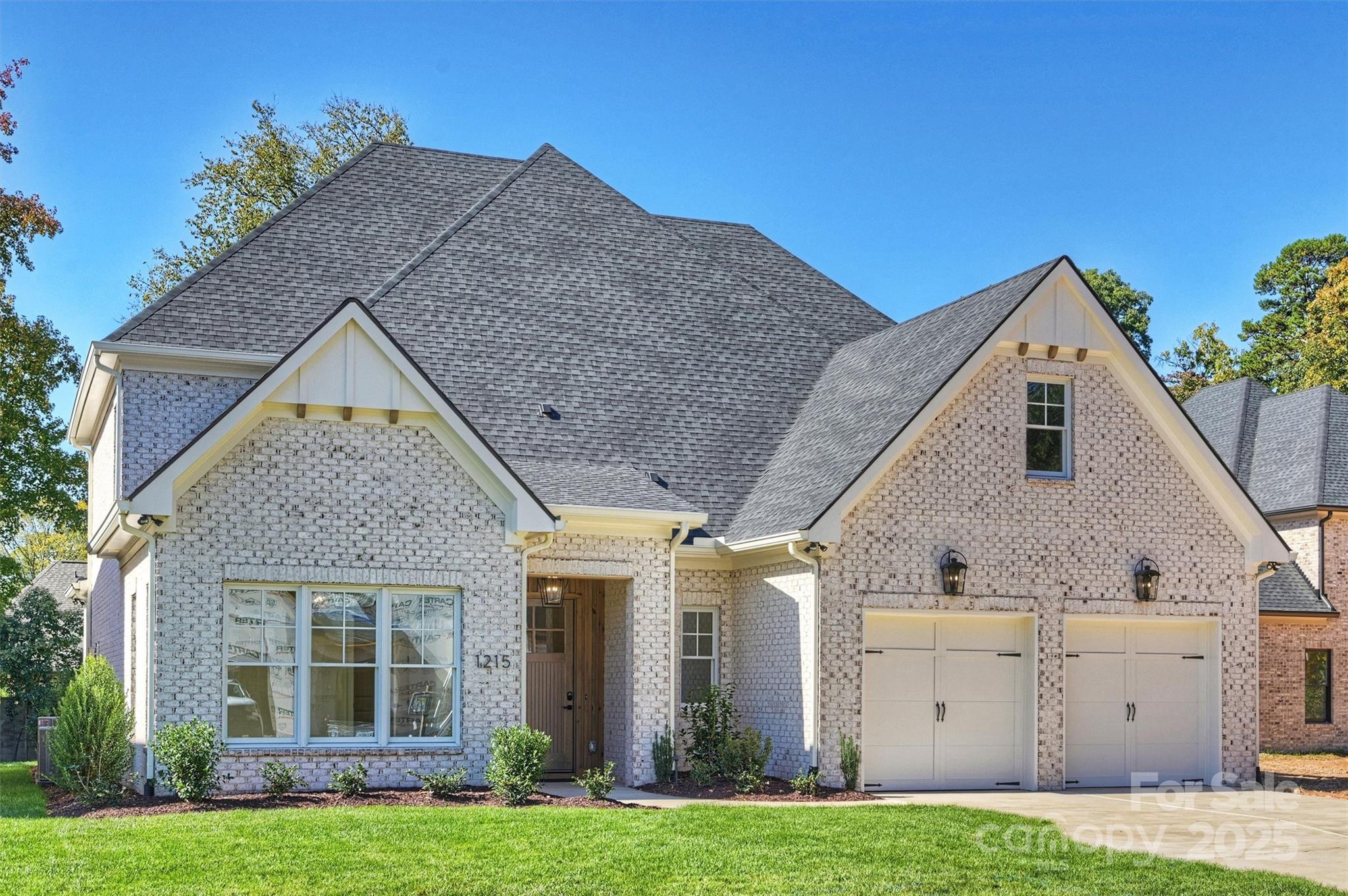 1215 Royal Prince Court