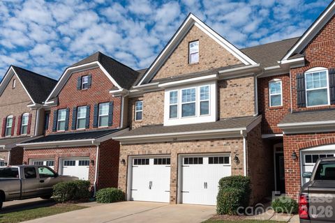 Photo of 114 Clarendon Street #B, Mooresville, NC 28117 (MLS # 4385805)