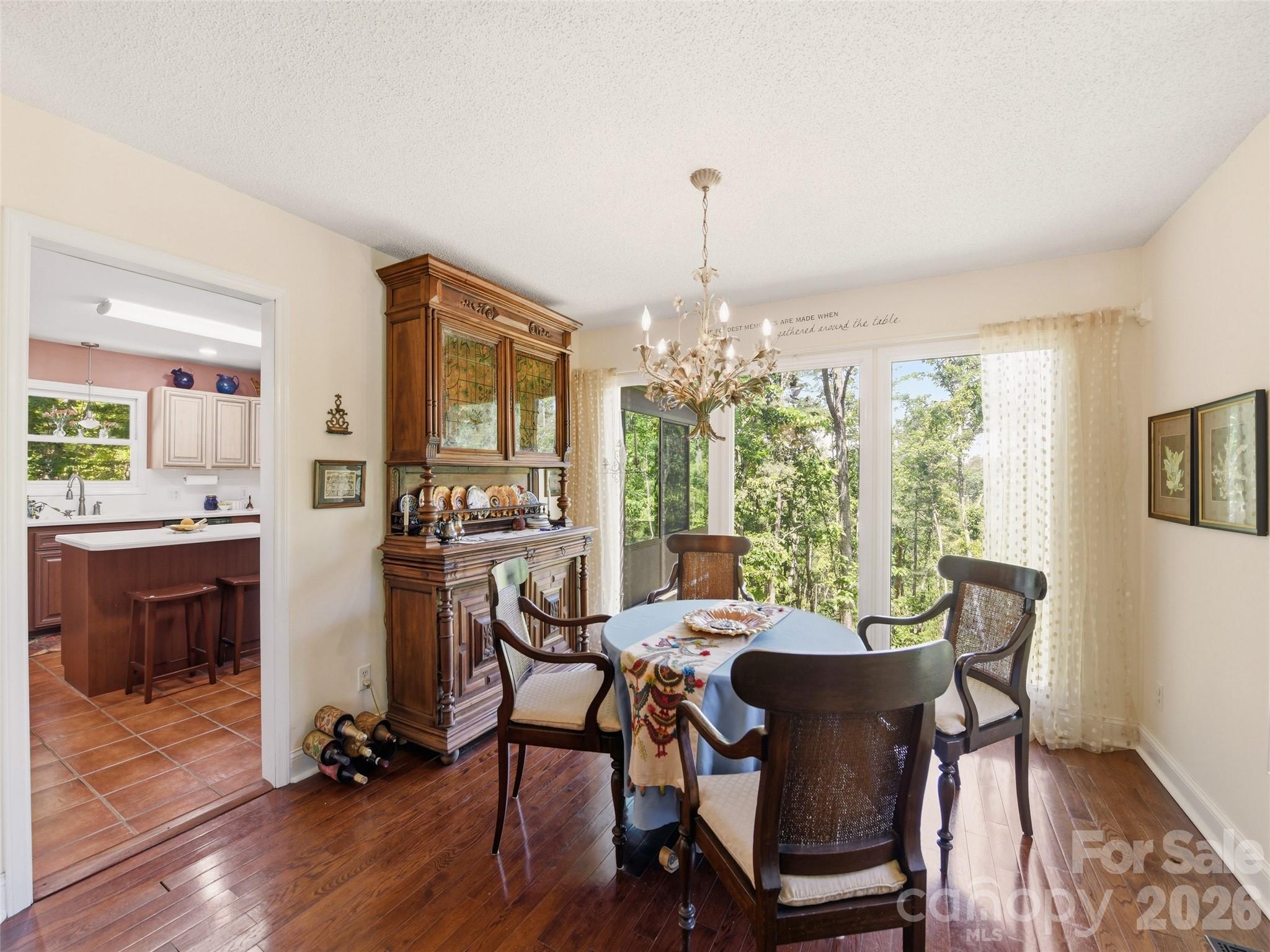 5 Sunny Ridge Drive