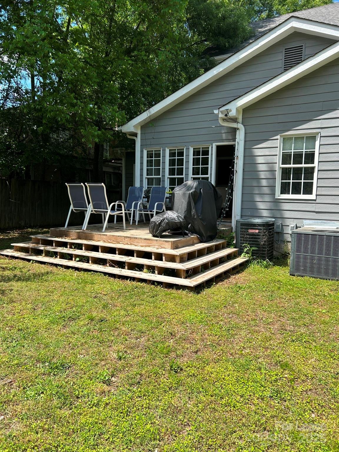 Sunset Hills - Residential Lease