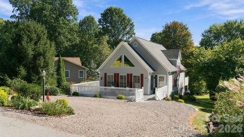 Photo of 65 Airish Lane, Waynesville, NC 28785 (MLS # 4422647)