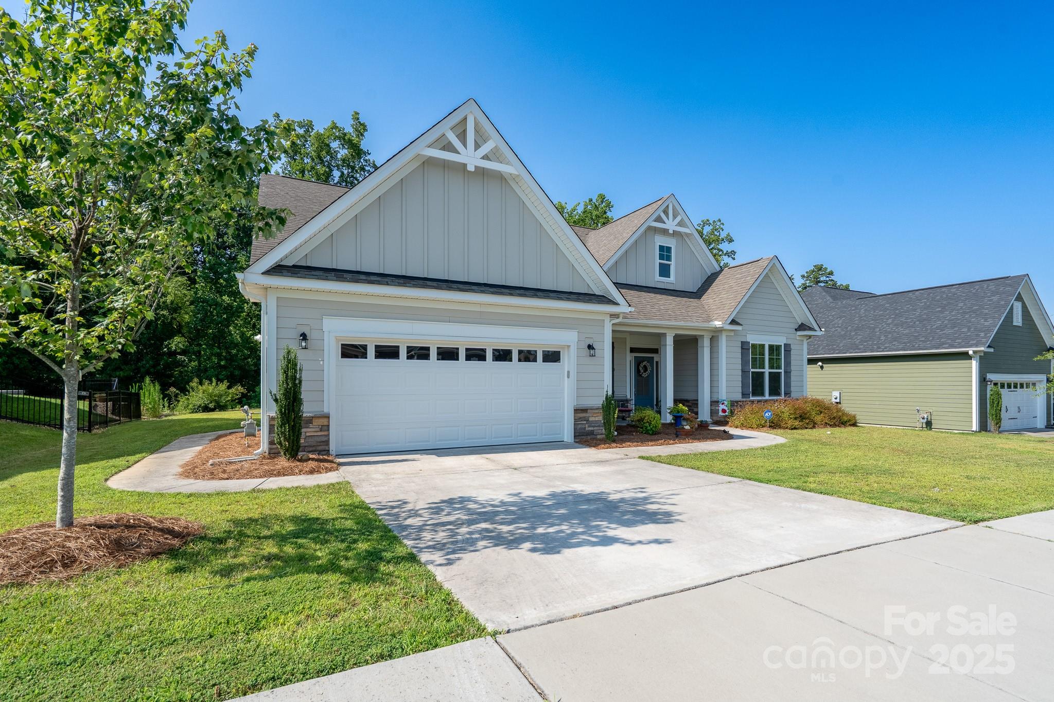 2407 Baxter Place SE