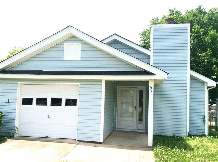3 Bedroom and 2 bath brick ranch style home on cul-de-sac lot in Rock Hill.  Family room with vaulted ceiling, ceiling fan and wood burning fireplace.  Dining area with easy access to deck and fenced in rear yard.  Master bedroom with full private bath and 2 closets.  Spacious secondary bedroom with ample closet space.