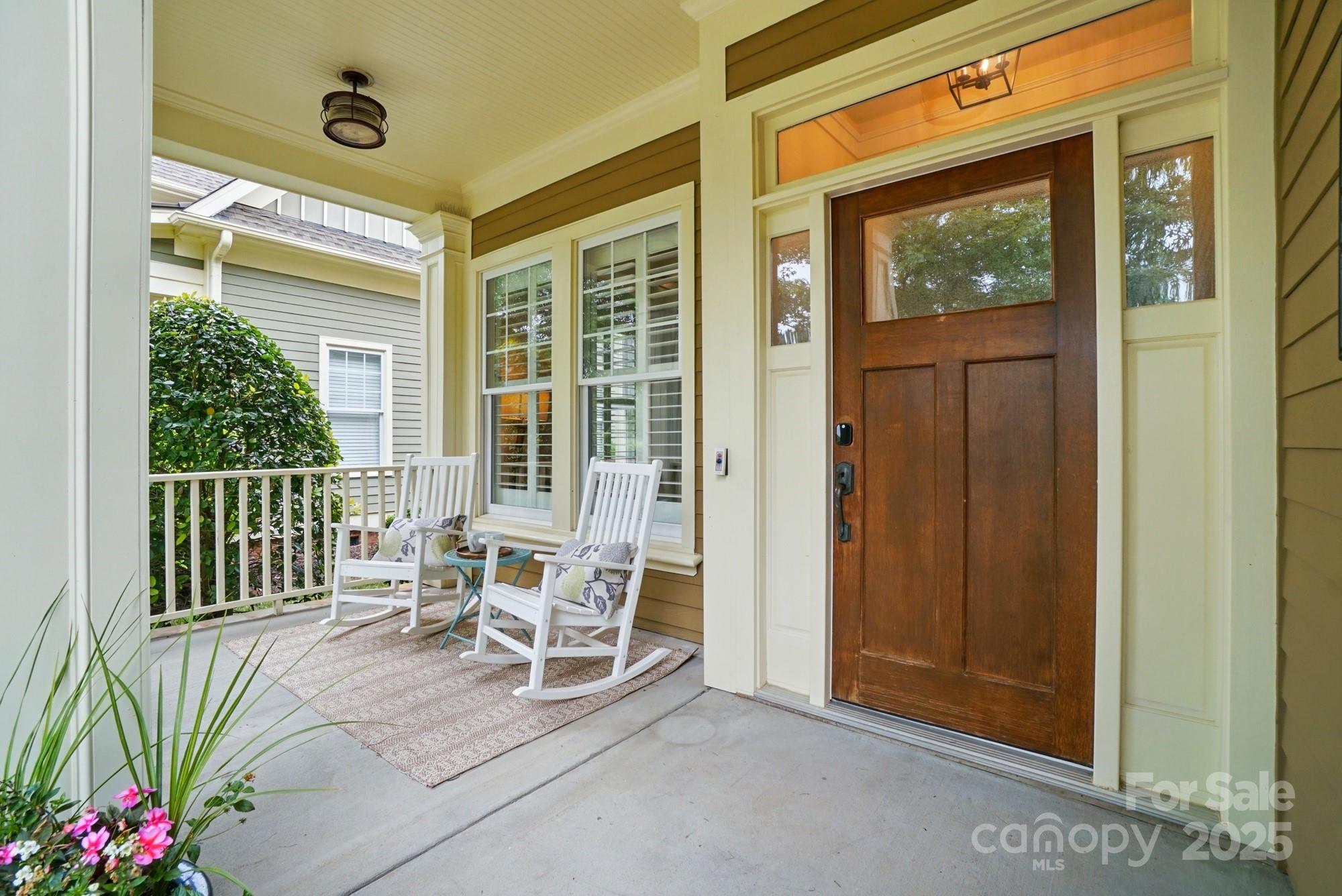 15714 Laurel Oak Crescent