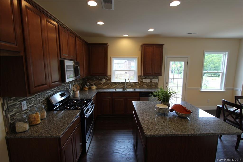 Pleasant Oaks - Residential