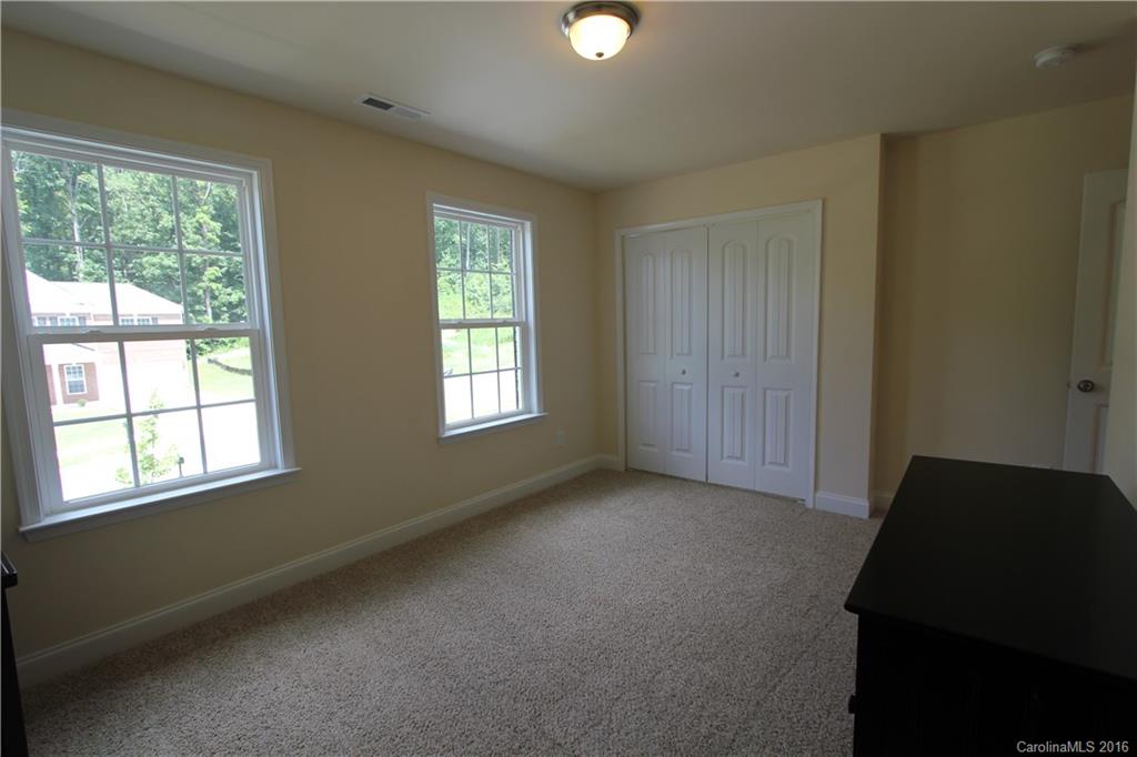 Pleasant Oaks - Residential