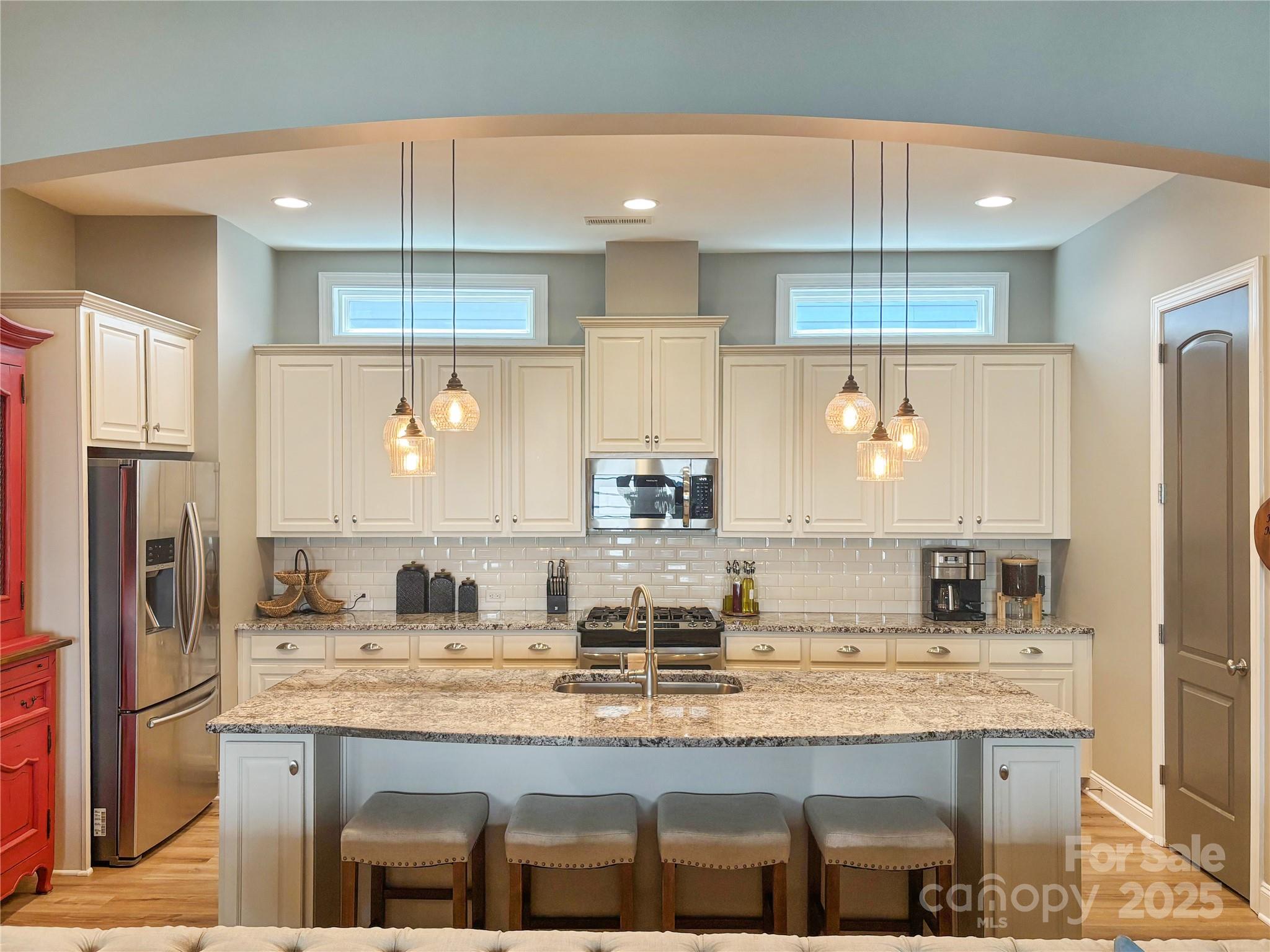 1009 Hercules Drive