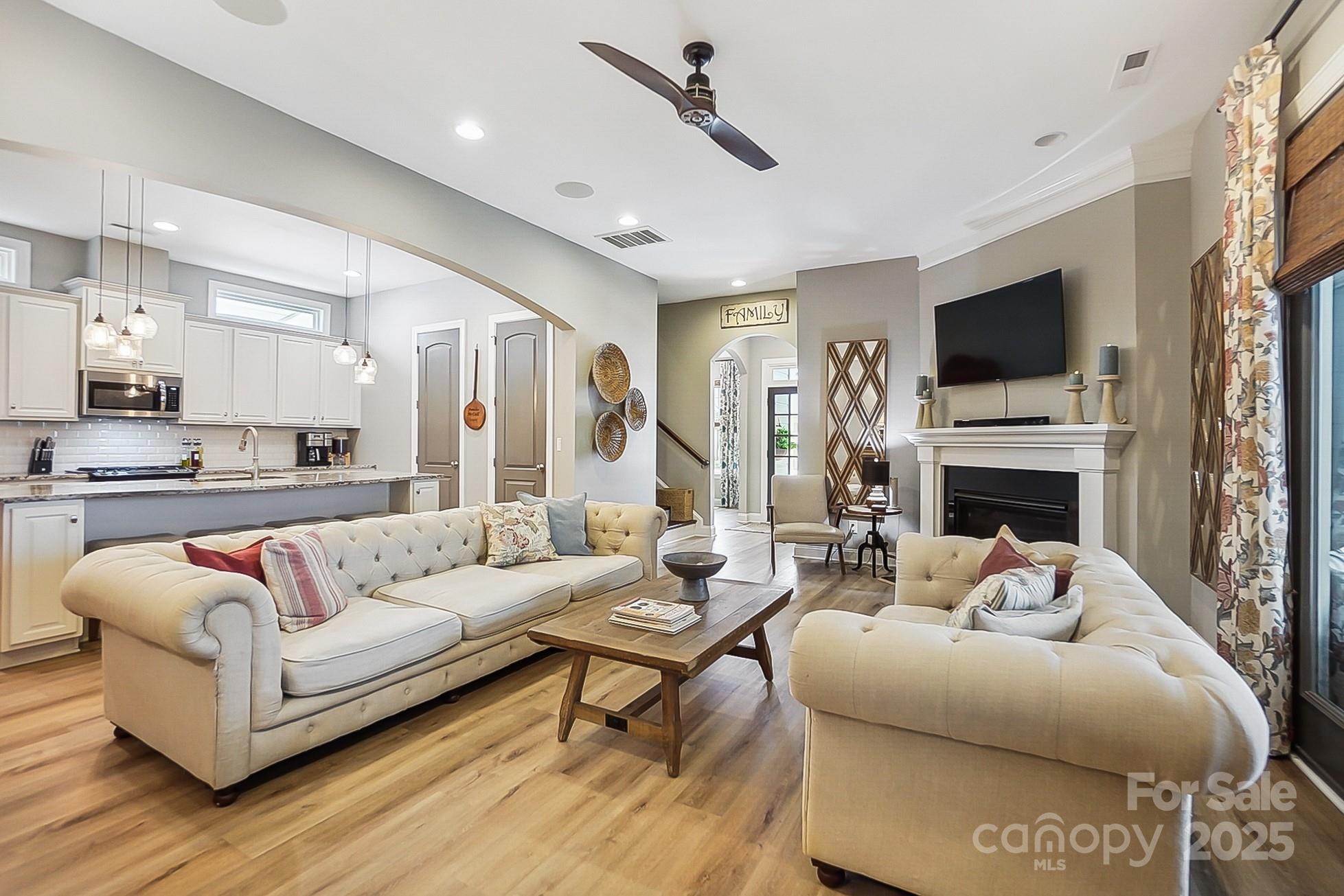 1009 Hercules Drive