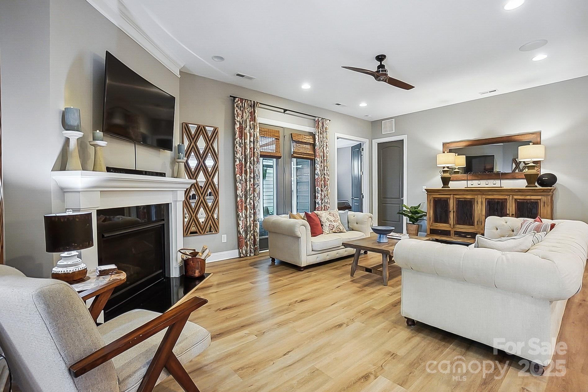 1009 Hercules Drive