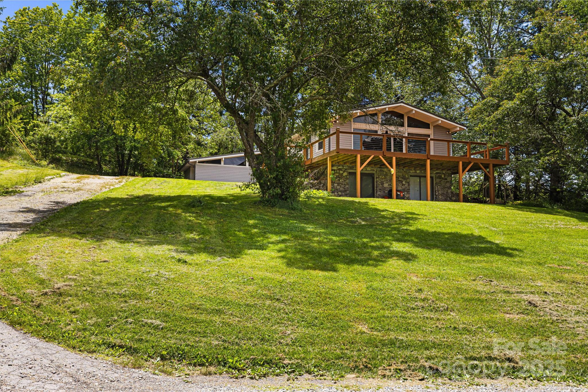 61 Magnolia Drive