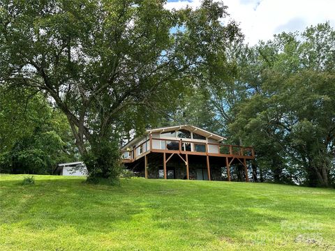 61 Magnolia Drive Canton NC 28716