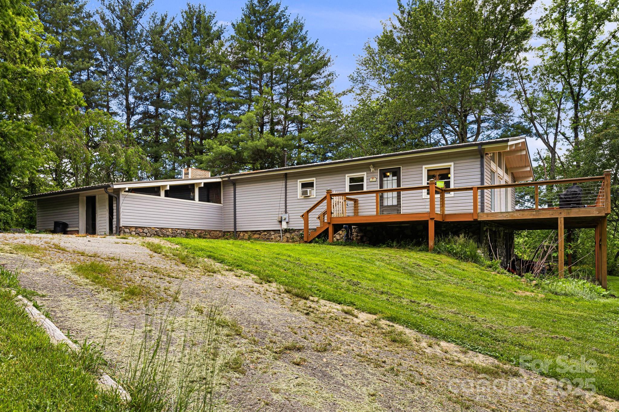 61 Magnolia Drive