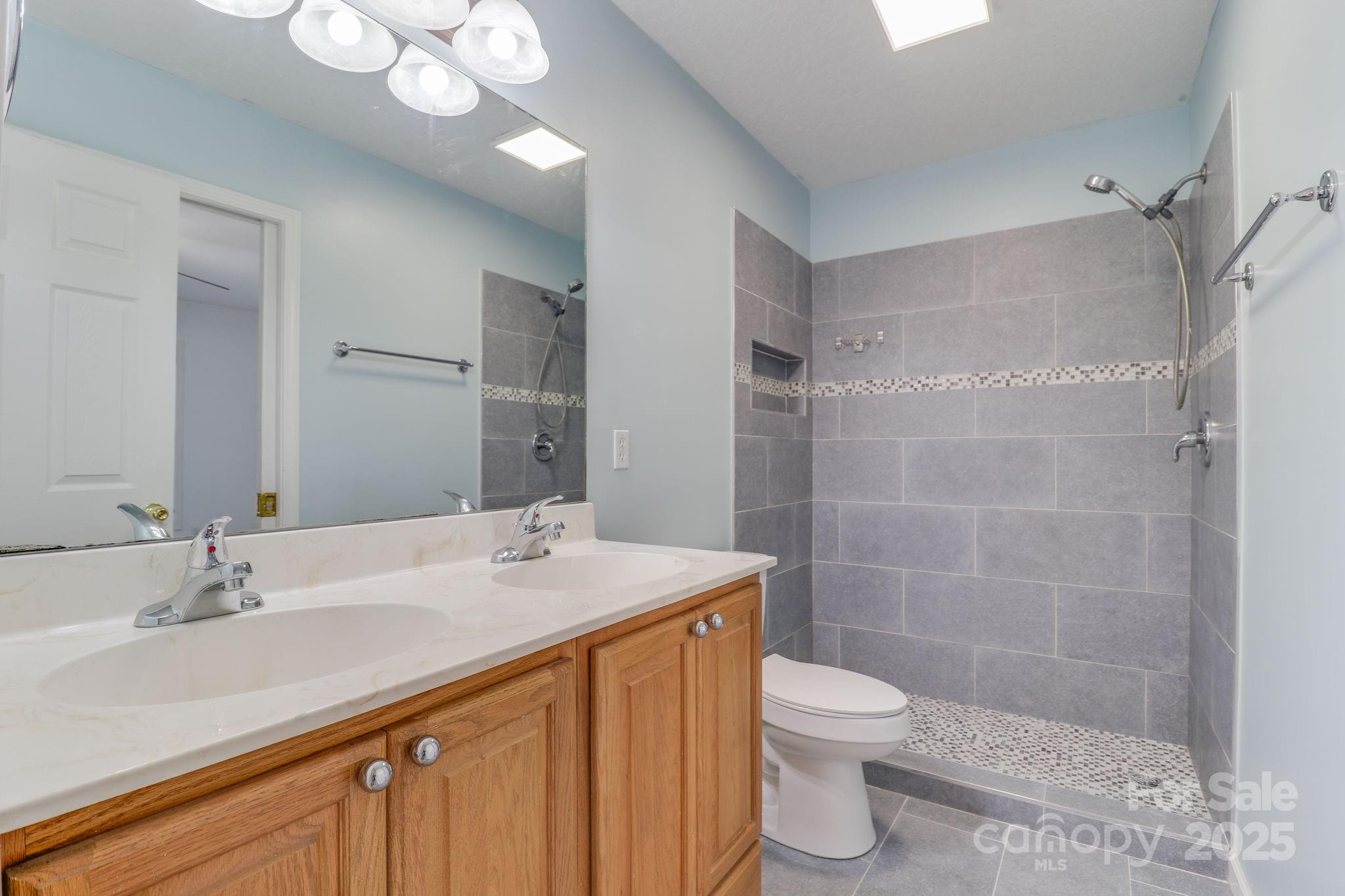 Lake Julian Trails - Residential