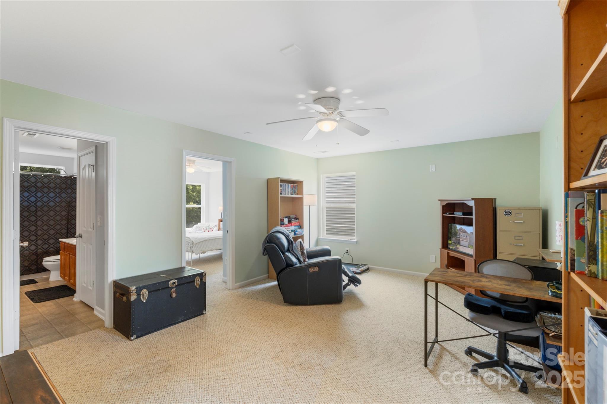 4006 Centerview Drive