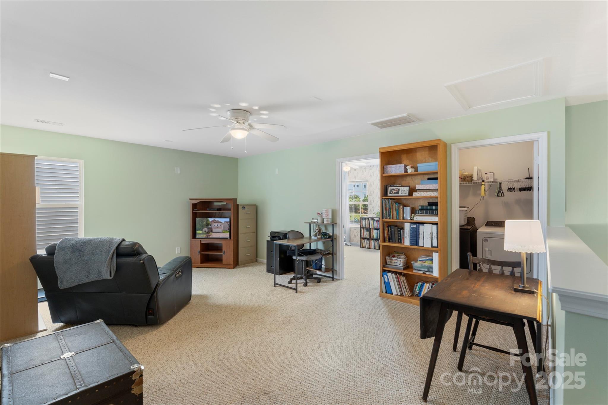 4006 Centerview Drive