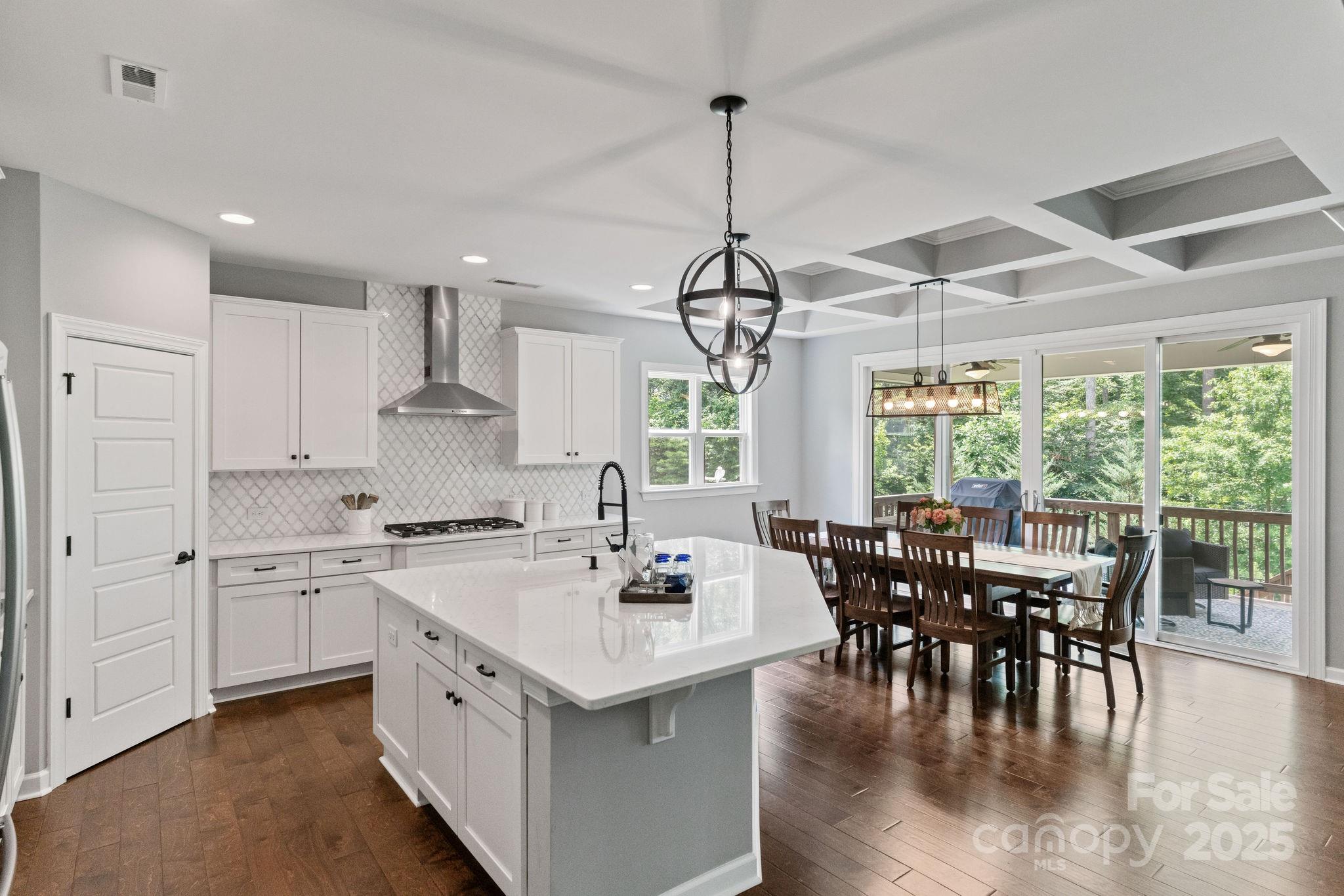 252 Broadleaf Drive