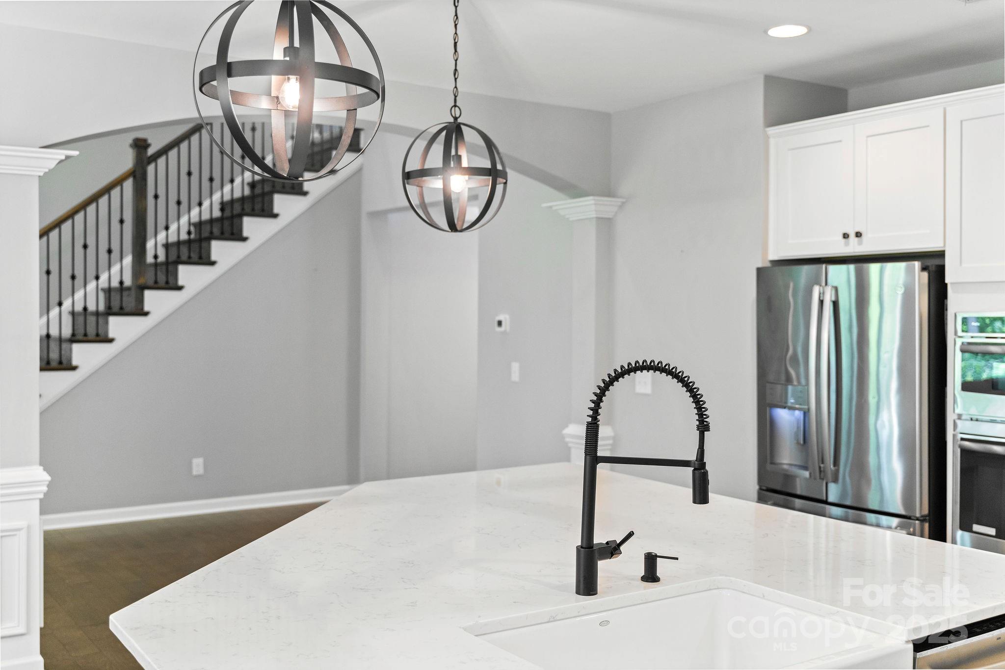 252 Broadleaf Drive