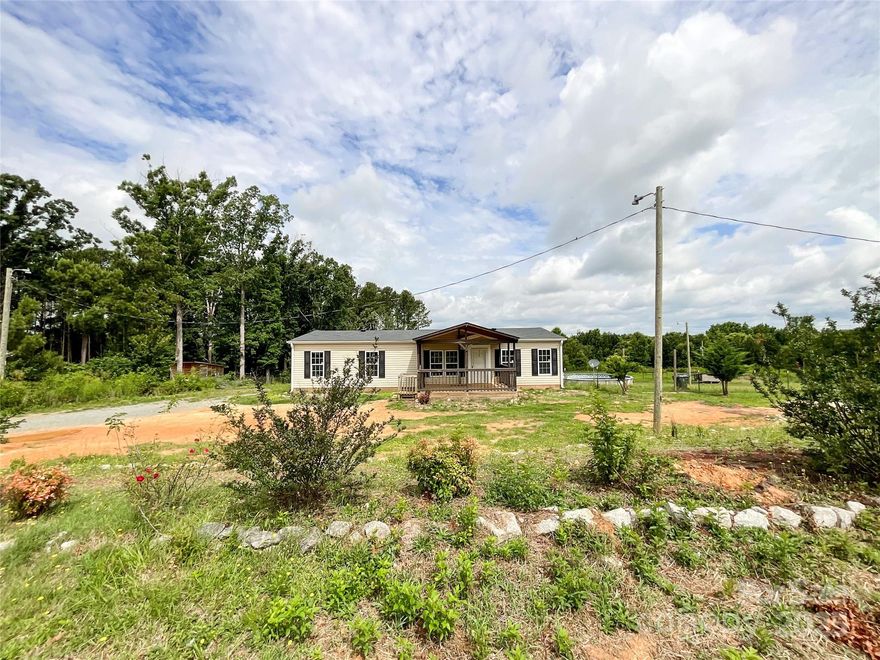 Enjoy the comfort of your home one plenty of land and space for any type of outdoor fun you can come up with. 
Four bedrooms two full bathroom with plenty of living space