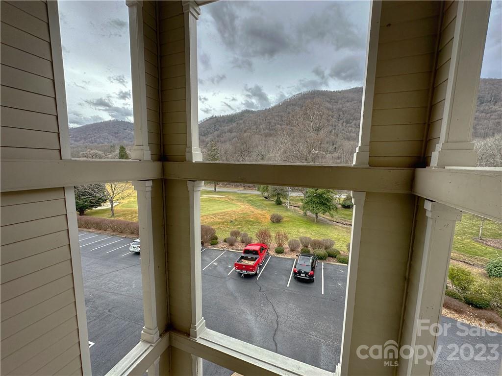 Mountain Condominium - Residential