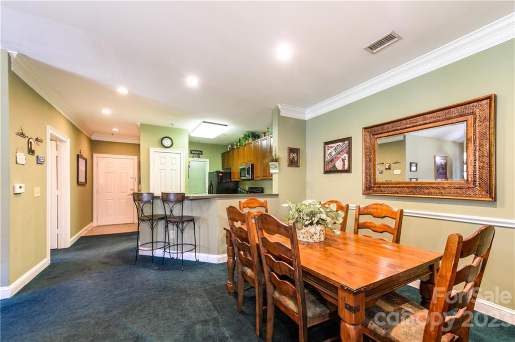 Mountain Condominium - Residential