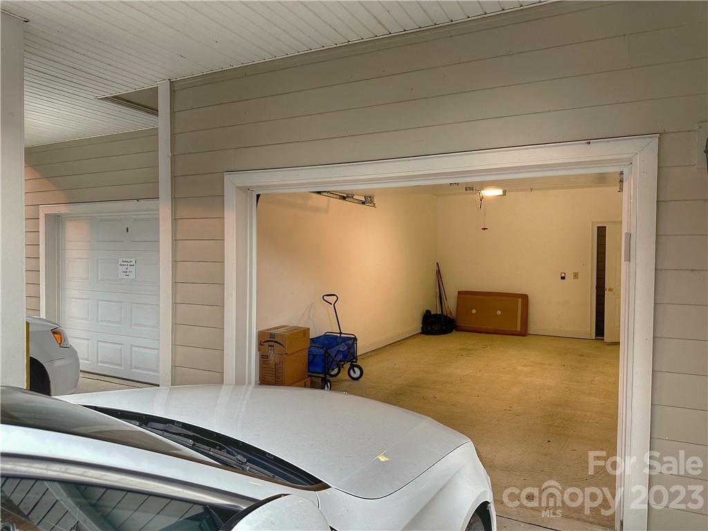 Mountain Condominium - Residential