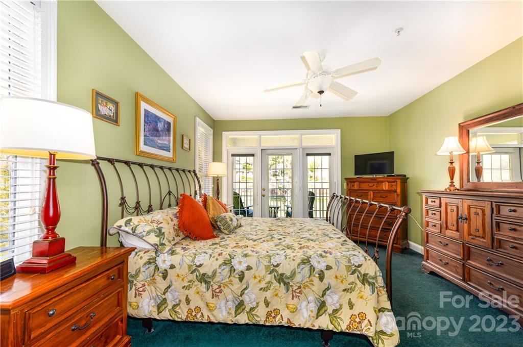 Mountain Condominium - Residential