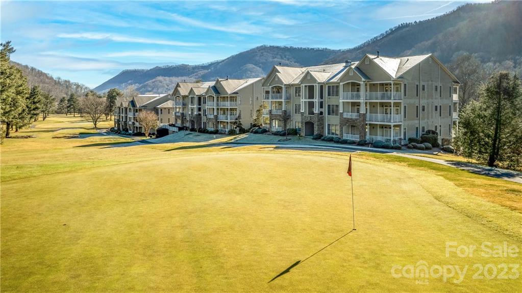 Mountain Condominium - Residential