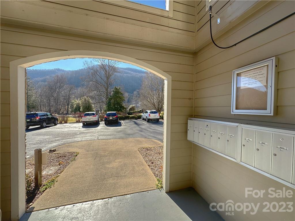 Mountain Condominium - Residential