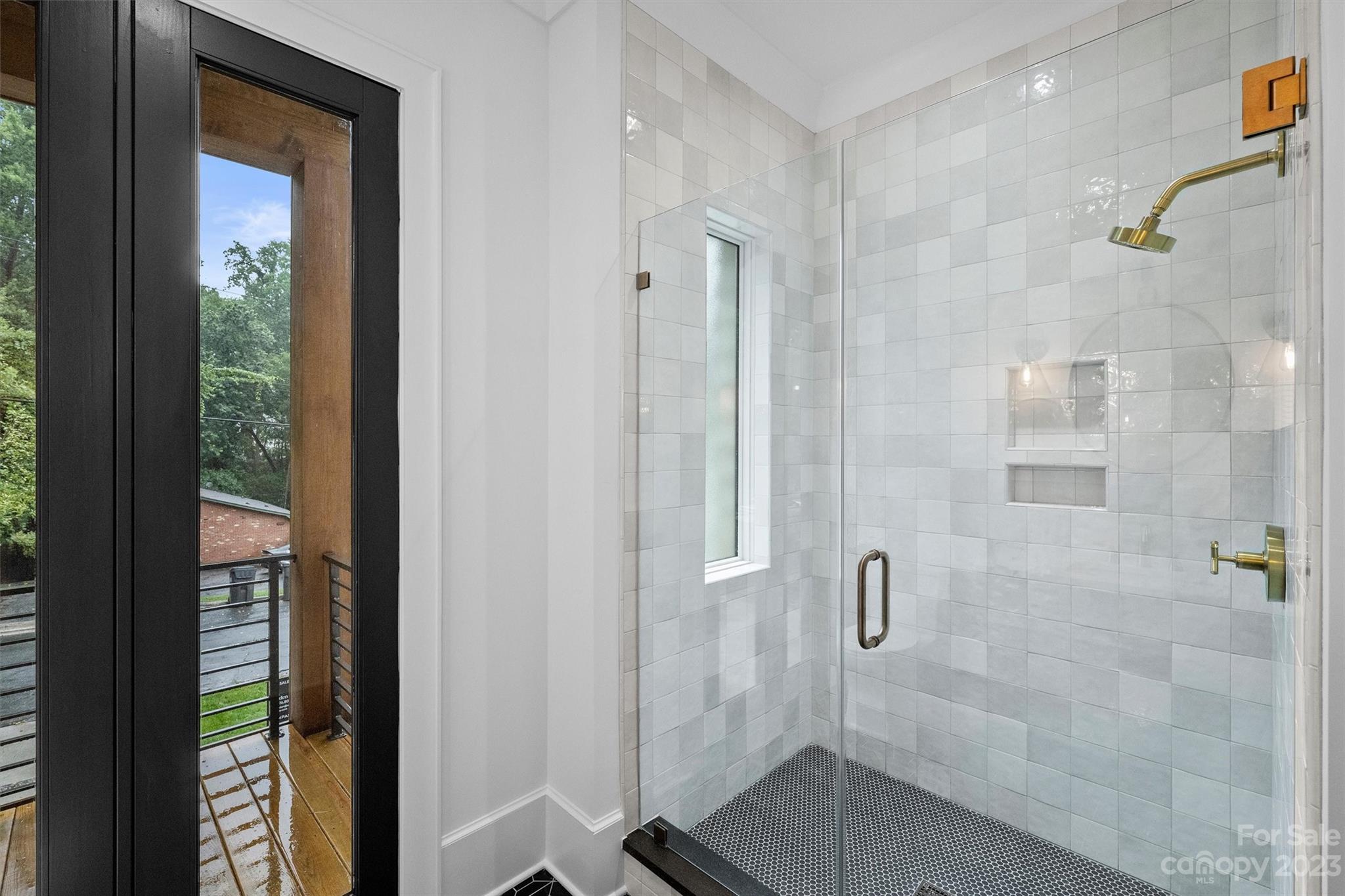 Elizabeth - Residential