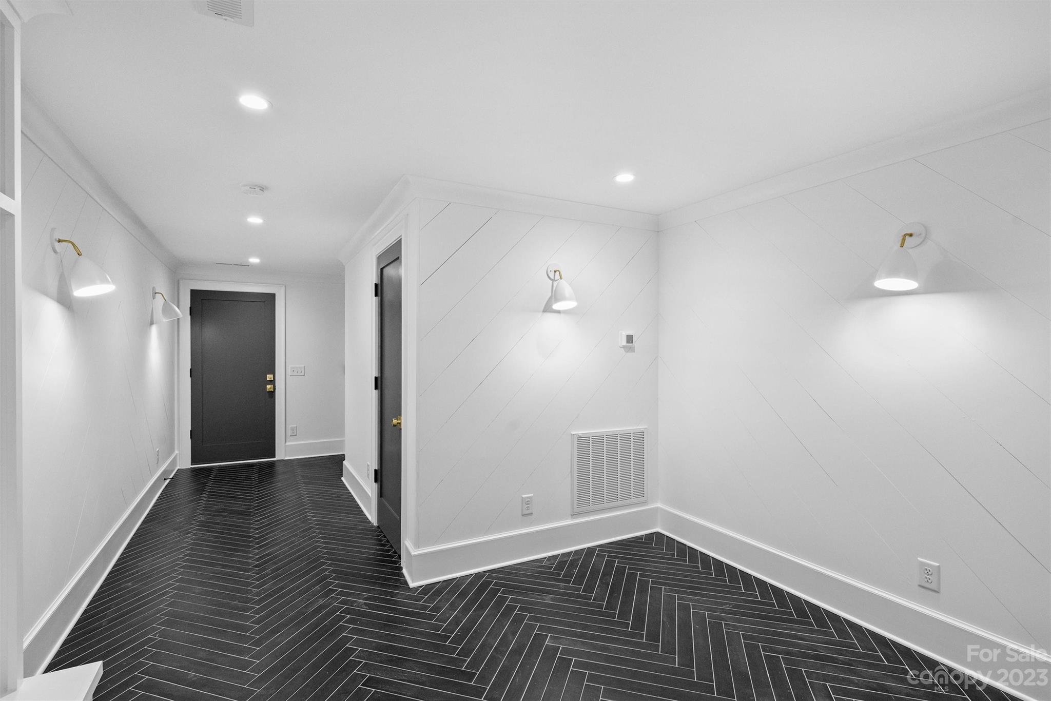 Elizabeth - Residential