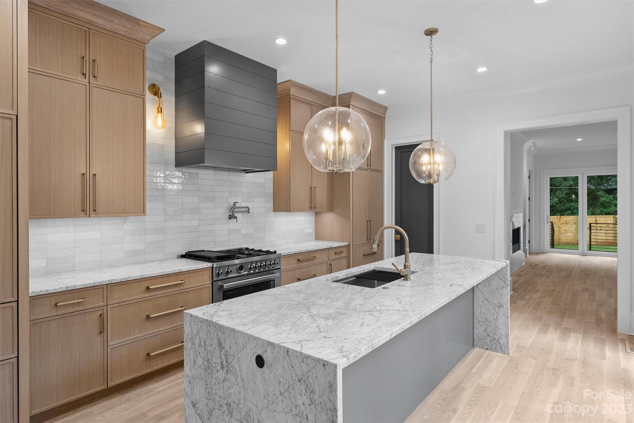 Elizabeth - Residential