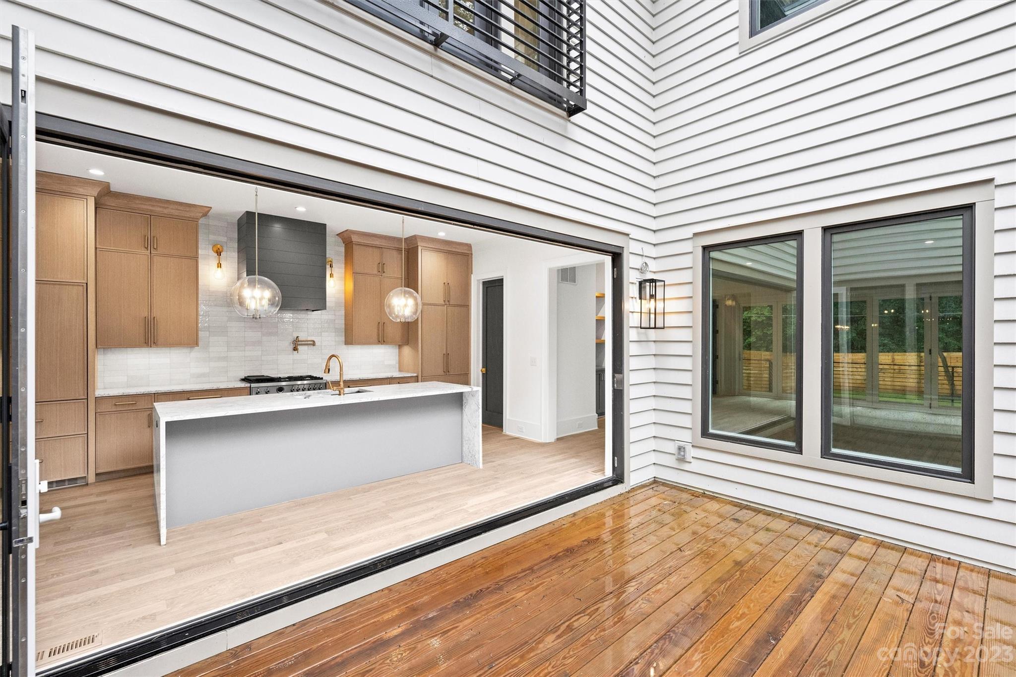 Elizabeth - Residential