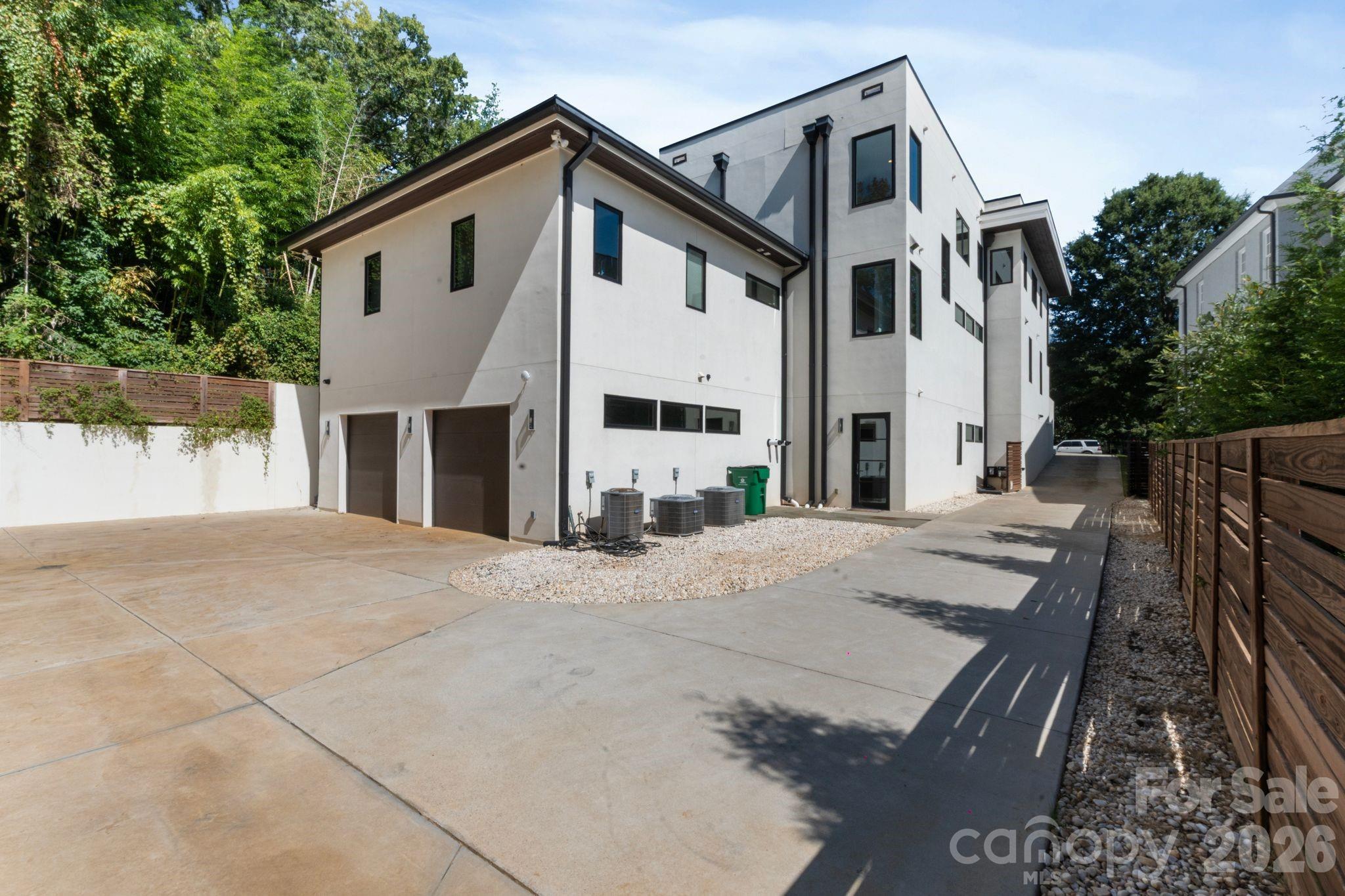 Myers Park - Residential