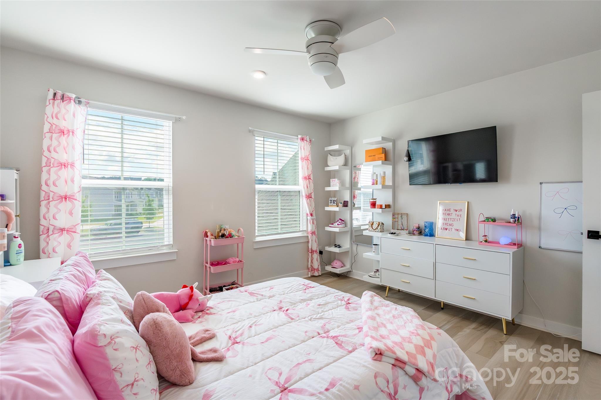 Springshire Creek - Residential