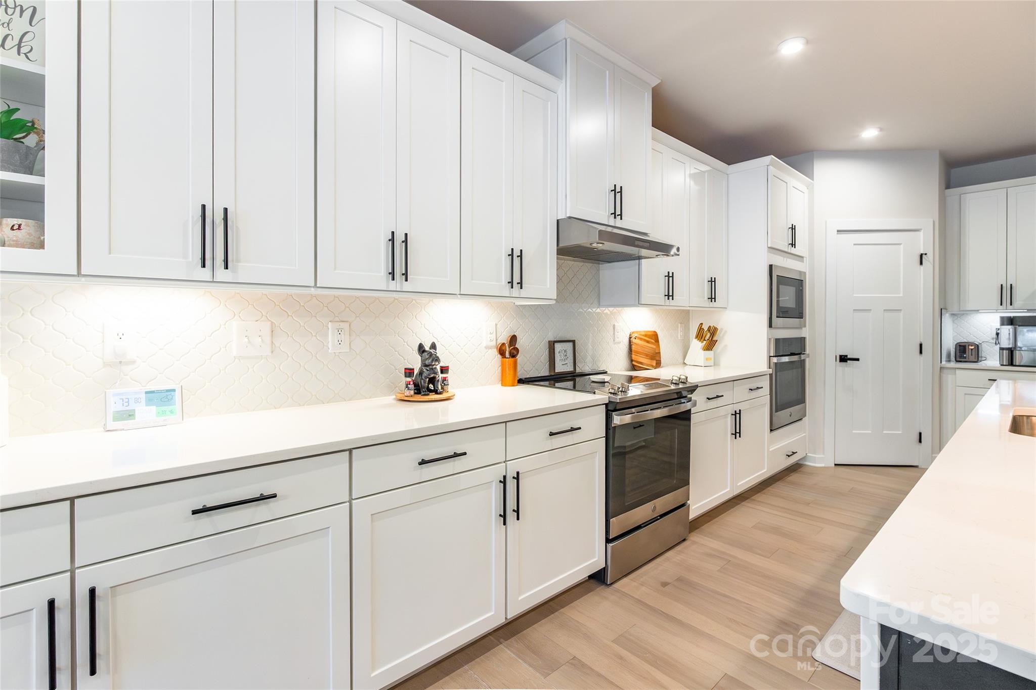 Springshire Creek - Residential