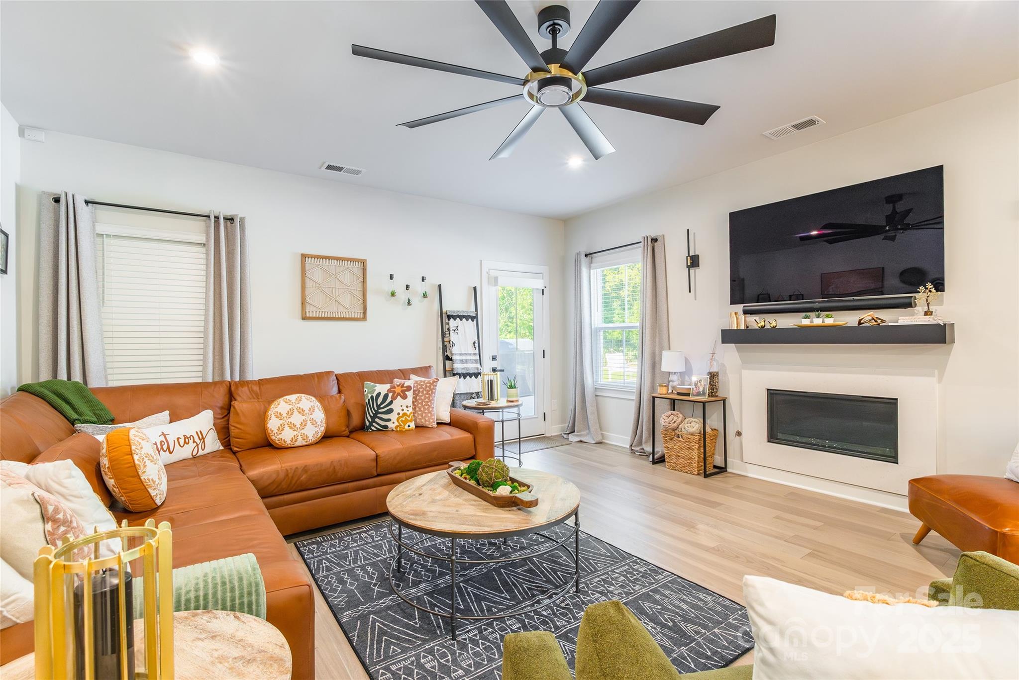 Springshire Creek - Residential