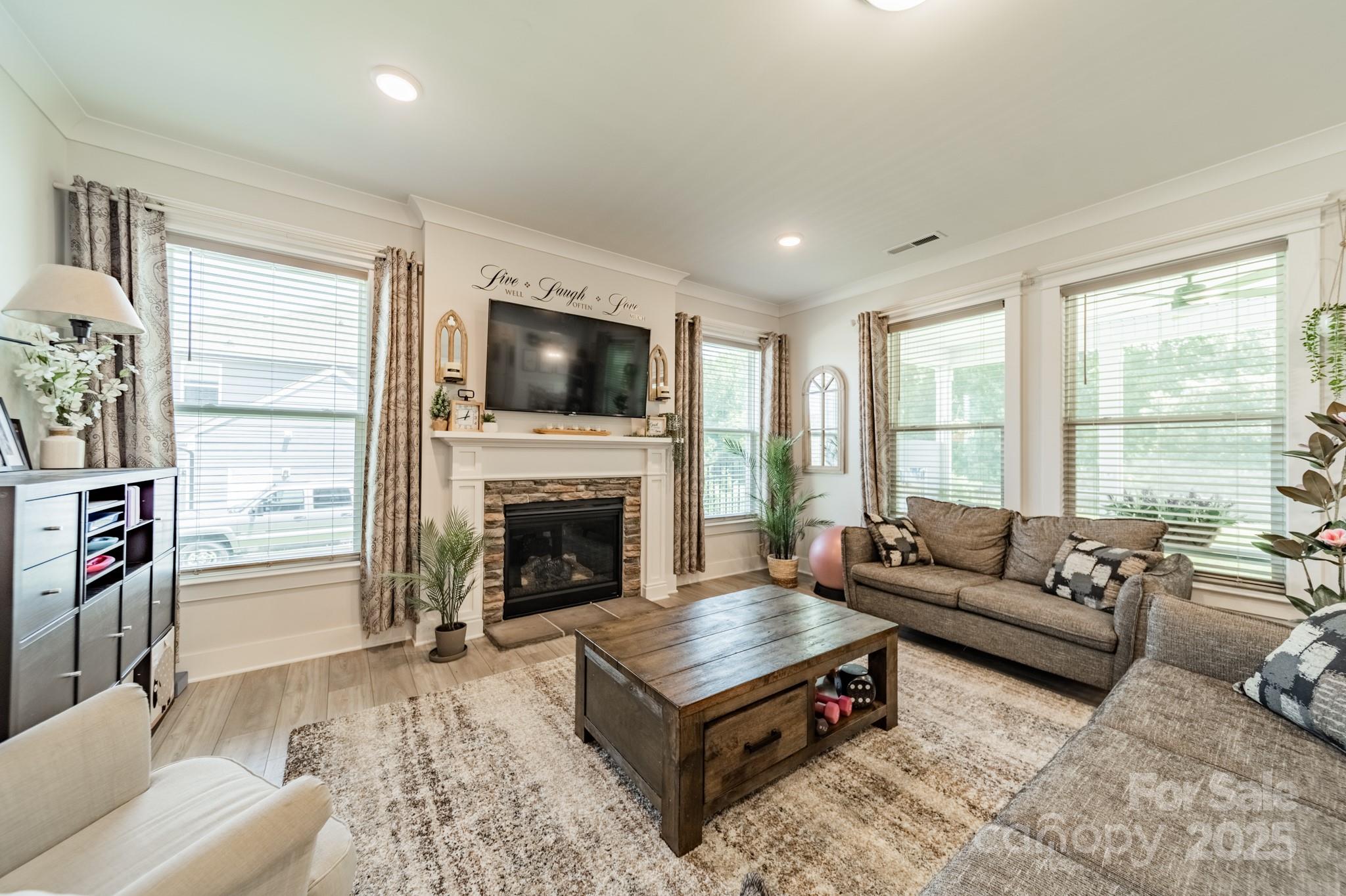 849 Yucatan Drive
