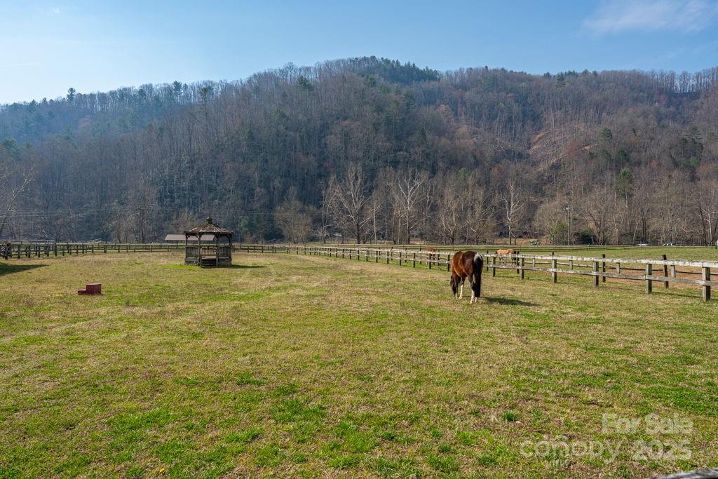Leatherwood Mountains - Land