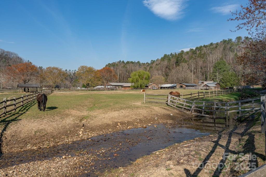 Leatherwood Mountains - Land