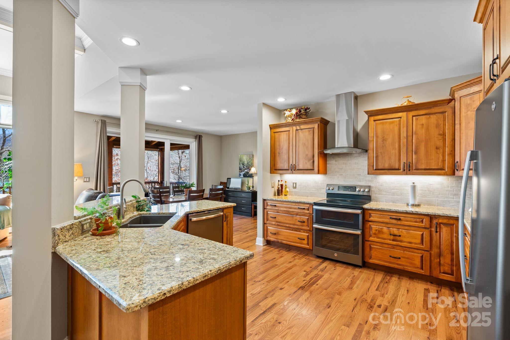 Connestee Falls - Residential