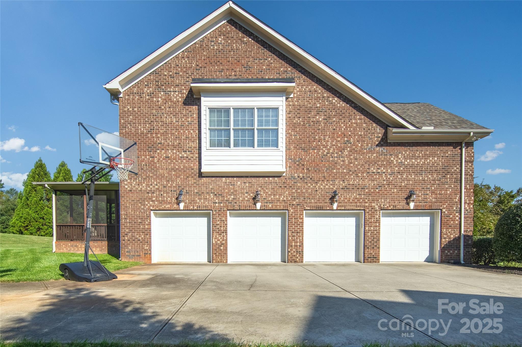 512 Appomatox Drive